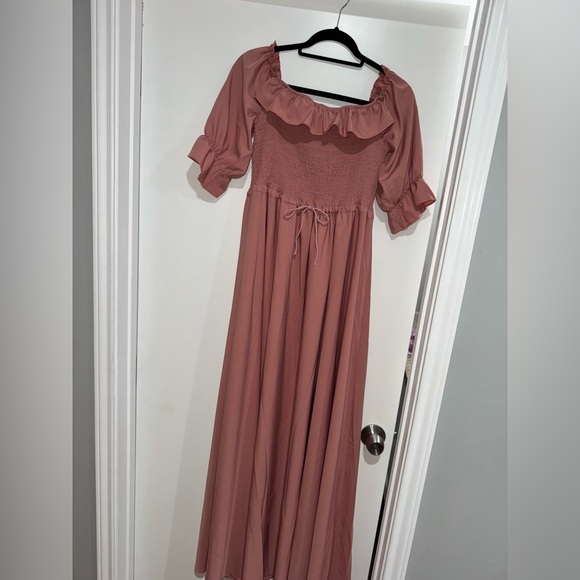 Momyknows Pink Boho Flowy Bump Friendly Off Shoulder Maternity Maxi Dress - Picture 3 of 4